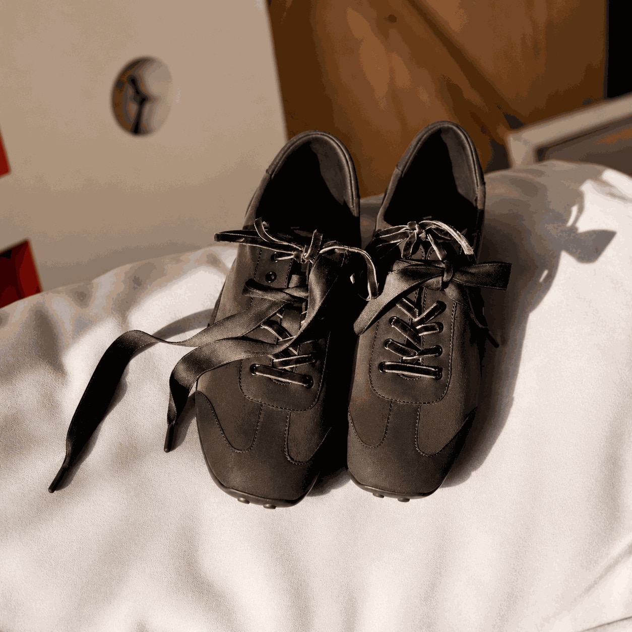 Zapatillas LEXI negras como cierre de colección